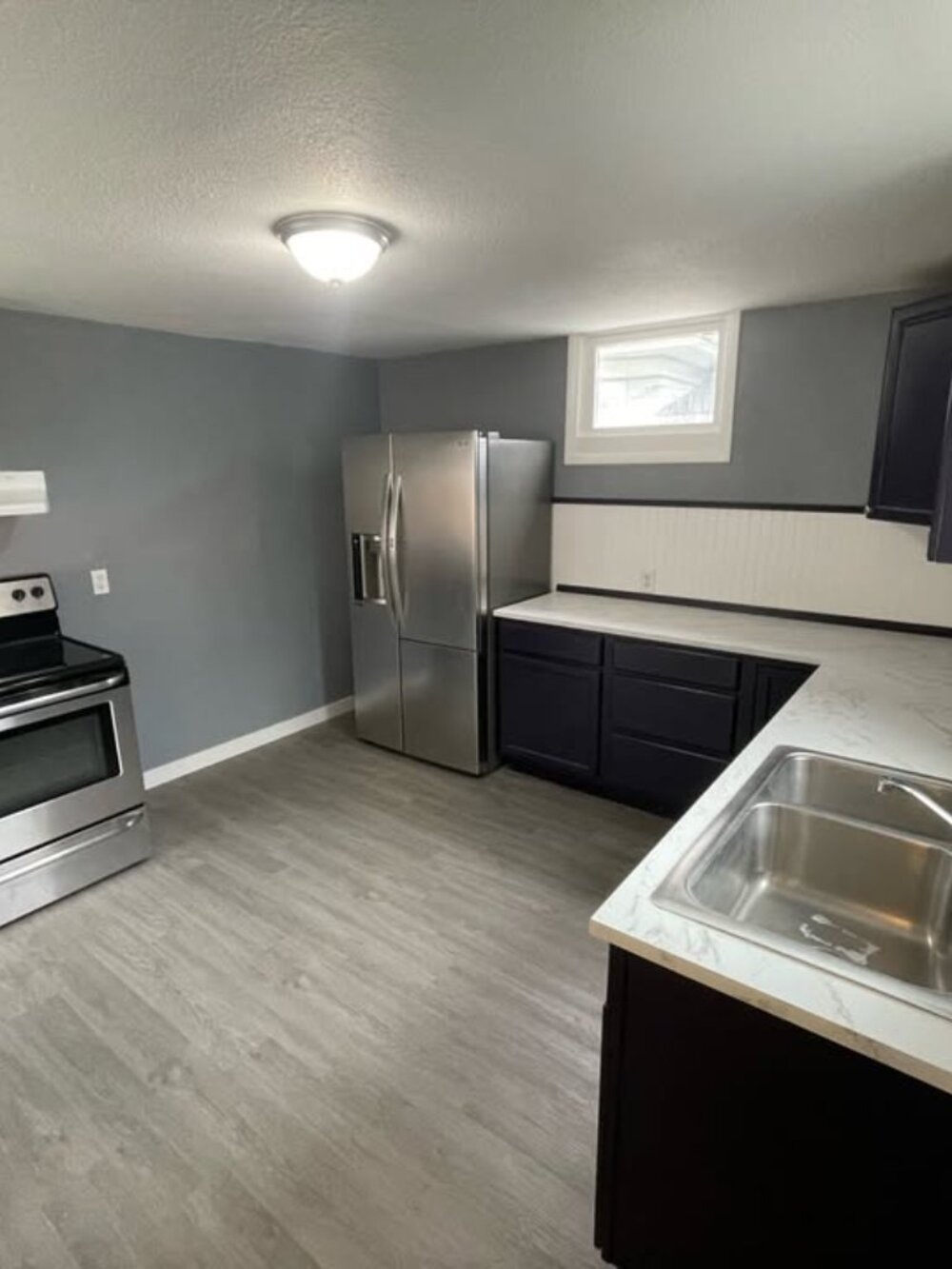 $1750 | 99201 [Lease\Rent] 2 Beds 1 Bath House - Picture 3 of 9